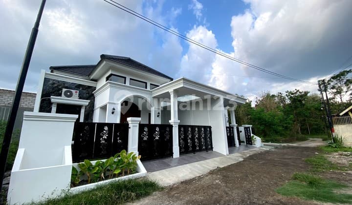 Rumah Baru Siap Huni Lokasi Dekat Kampus UII Ngaglik Sleman