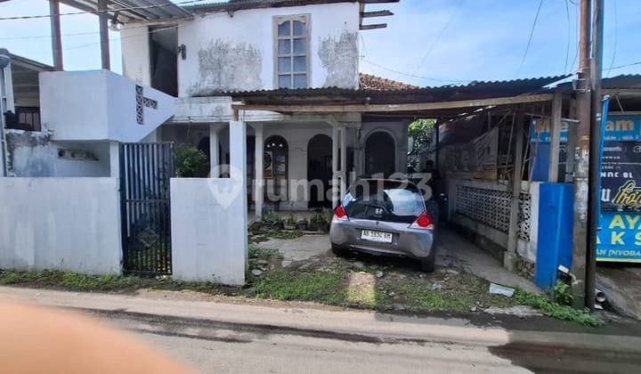 Rumah Tinggal Lokasi Strategis di Daerah Mantrijeron Yogyakarta