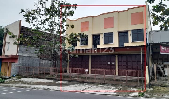 Ruko Disewakan Strategis di Jalan Trasan, Bandongan - Magelang
