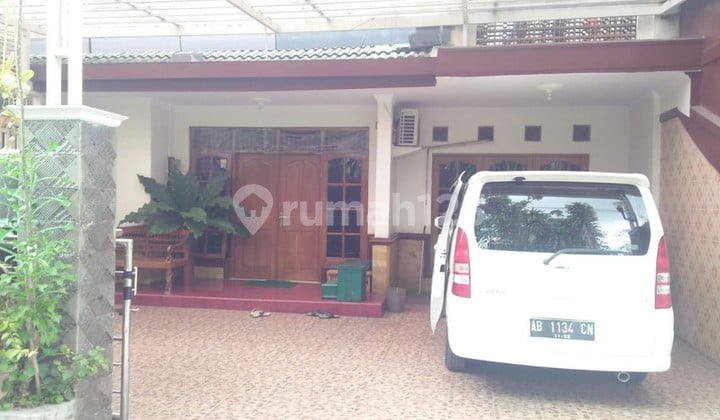 Rumah Tinggal Lokasi Tengah Kota Dekat dengan Kampus Ugm Yogyakarta