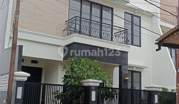 #di Jual Rumah Mewah Murah Harga Butuh Pemilik Nego Di Tempat Jakarta Selatan SHM di Kalibata
