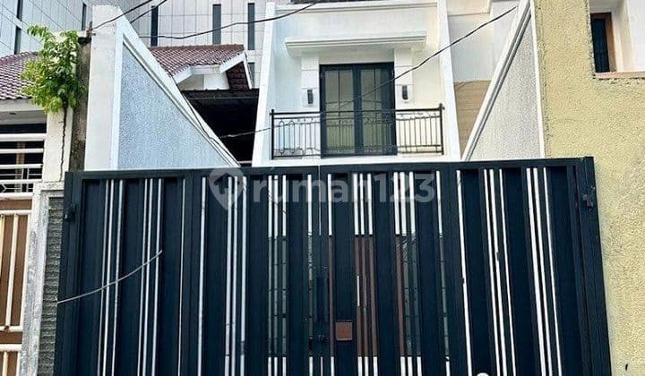 @Di Jual Cepat Rumah Baru Baru Nego Kebun Jeruk Strategis Jakarta Barat