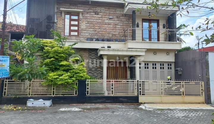 Hunian Cantik Siap Huni 2 Lantai Di Perum Jangkang Nogotirto Gamping Sleman.