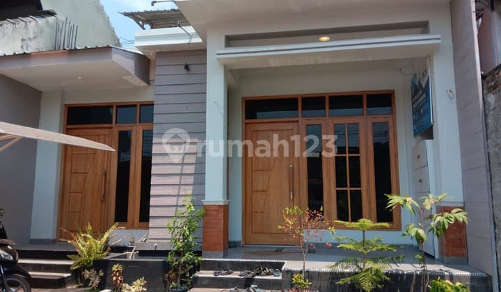 Rumah Furnish Tengah Kota Lokasi Dekat Kampus LPP Yogyakarta