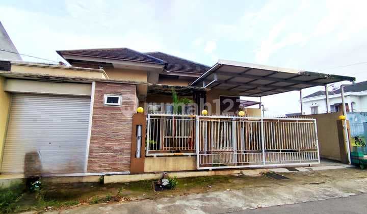 Rumah Strategis Lokasi Dekat Stadion Maguwoharjo Depok Sleman