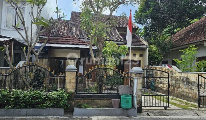 Rumah Tinggal Lokasi Strategis di Banteng Baru, Condongcatur, Depok, Sleman