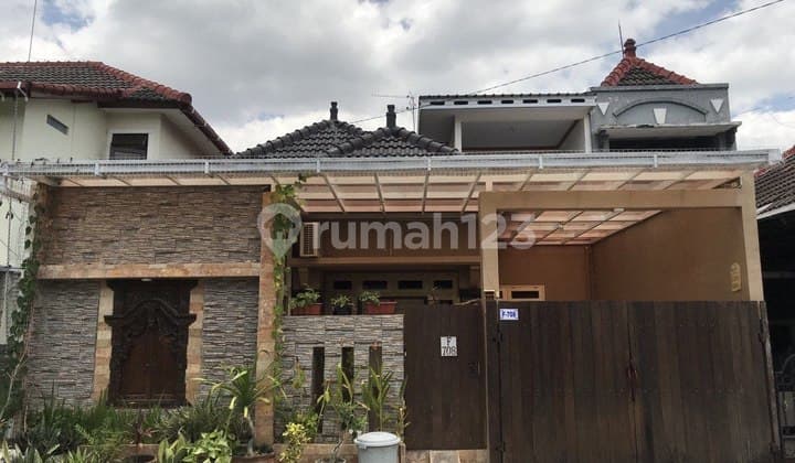 Rumah 2 Lantai Siap Huni Dalam Perumahan Ada Fasum Masjid dan Lapangan Dekat Sleman City Hall