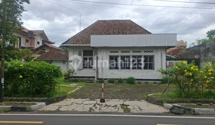 Rumah Asli Kolonial Area Premium Jogja di Kotabaru Gondokusuman Kota Yogyakarta