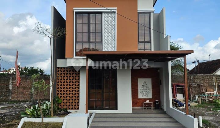 Rumah Mewah Kota Jogja SHM Cluster One Gate System Dekat Malioboro 3 Kamar Tidur