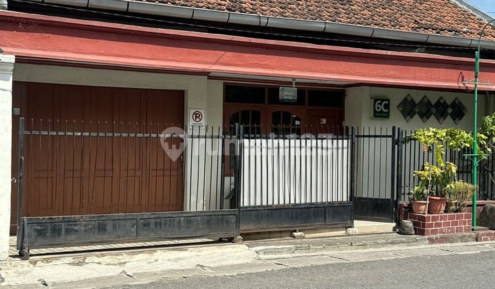 Rumah Strategis Dalam Kota Jogja di Langenastran Kodya Yogyakarta