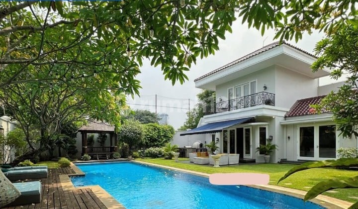 FOR SALE LUXURY HOUSE IN PERMATA HIJAU, SOUTH JAKARTA!