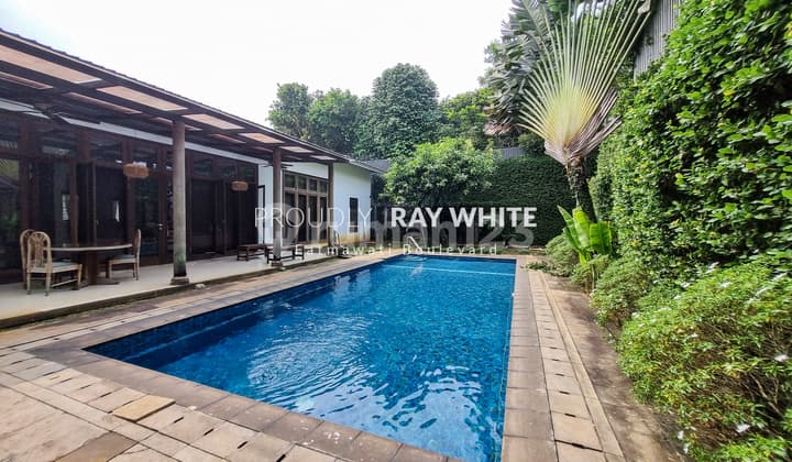 Rumah Klasik Minimalis Siap Huni Area Pejaten Dekat Pejaten Village