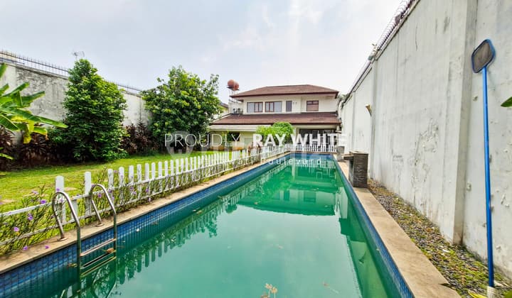 Rumah 2 Lantai Bisa Untuk Hunian & Tempat Usaha