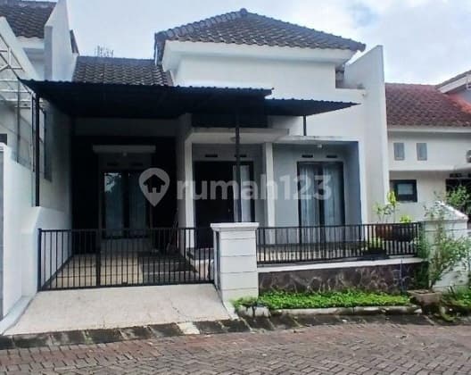Rumah Full Furnished di Villa Puncak Tidar Malang