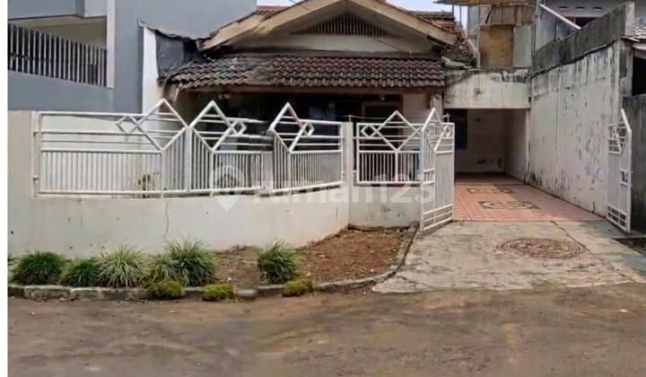 Dijual Rumah di Puri Indah Lama Dihitung Tanah Saja