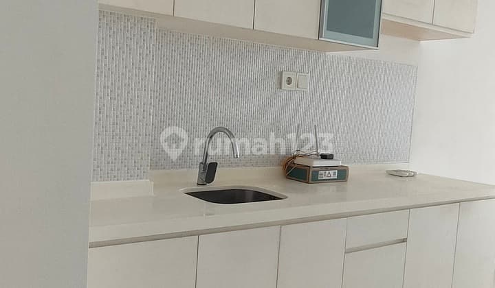 Grand Madison Semi-Furnished Apartment for Quick Sale.