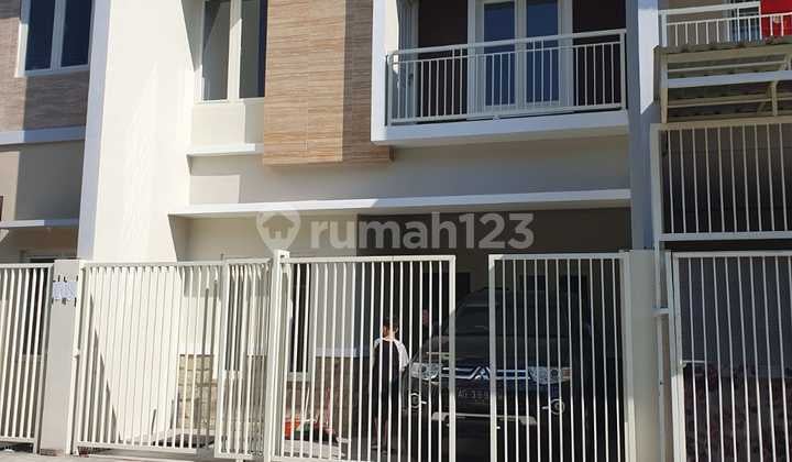 Rumah Baru Minimalis Modern Kutisari Surabaya