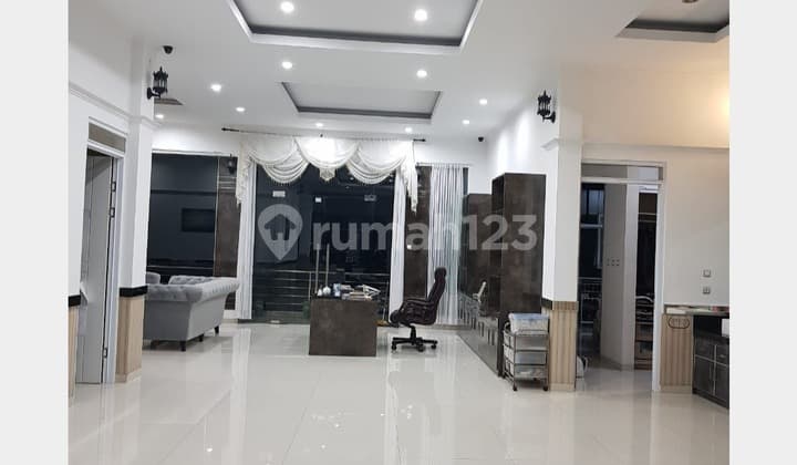 Dijual Rumah nyaman sejuk di tepi Danau KBP