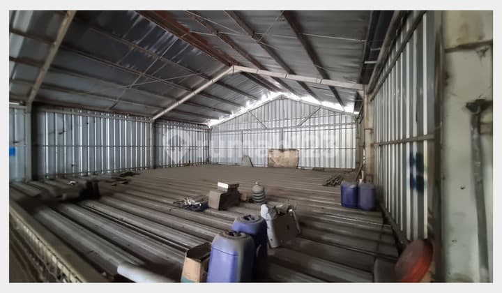 Gudang Strategis Sayap Karapitan