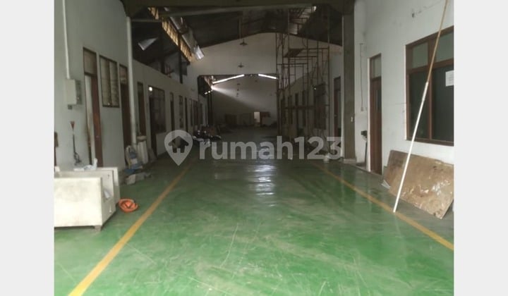 FOR RENT WAREHOUSE SEKEJATI PINDAD KIARACONDONG