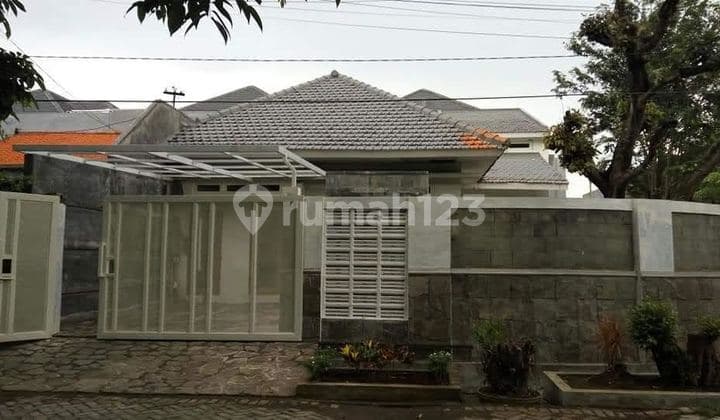 Dijual Rumah Harga Murah Lokasi Strategis Tenggilis