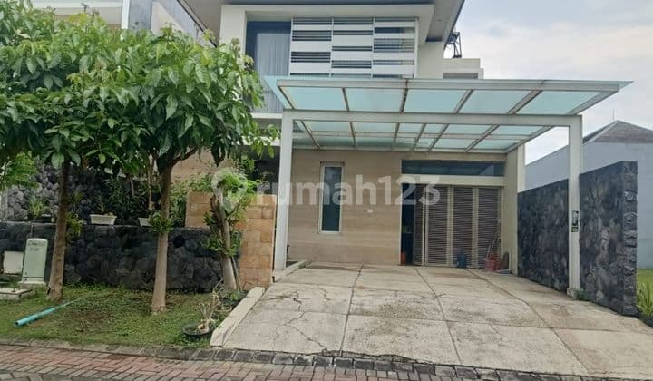 Dijual Rumah Pemilik Butuh Uang LOkasi Pakuwon Indah Cluster Lisbon