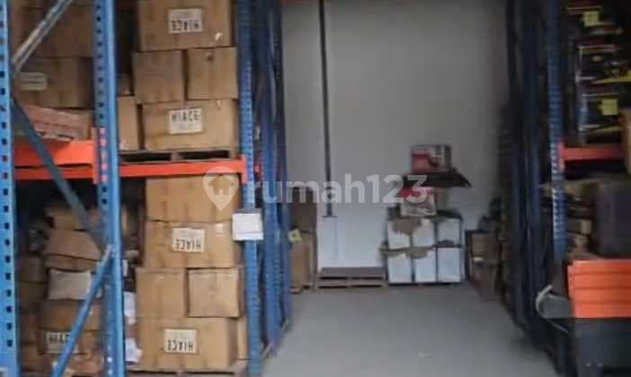 Kamal Bisnis Center, Dadap, Penjaringan, Jakut..Disewa Gudang, Ready 19 Feb 2026, Bangunan Minimalis, bisa Masuk Kontainer 40, Bebas Banjir, Security 24Jam, Ada Toilet.-C21ru5d1