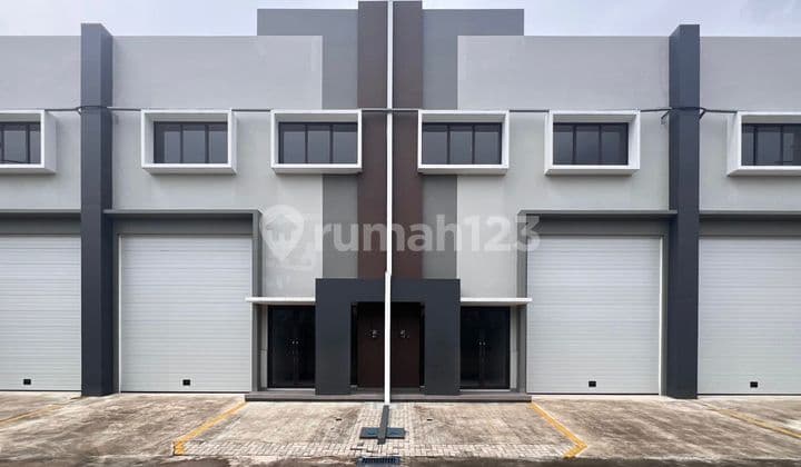 Eraprima Toha Industrial Park, Moh. Toha, Tangerang. New Warehouse for Rent, 2-Story Office Included, Flood-Free, Ready to Use, Price Includes PPh and Excludes PPN, Within Warehouse Area, 40-Foot Container Access, 2200W Electricity, PAM Water. -Rr