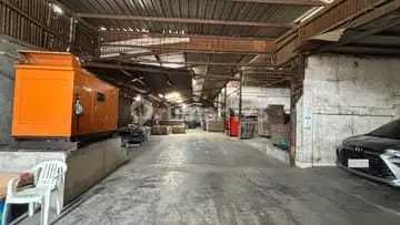 Kapuk Raya, Dekat Pik Grisenda, Jakbar..Dijual Gudang Komersial 2 Lt, Akses Kontainer, Listrik 66000W, Ac 9, Legalitas Shm.-Flz