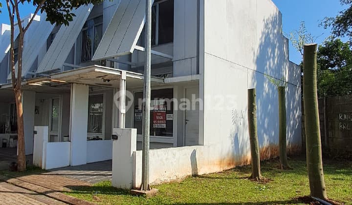 2-Story House Corner Cluster Tabebuya, BSD, Tangerang S9381