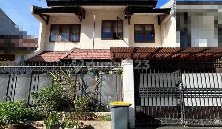 Rumah Bagus Siap Huni Dalam Komplek Nyaman di Pulomas S9252