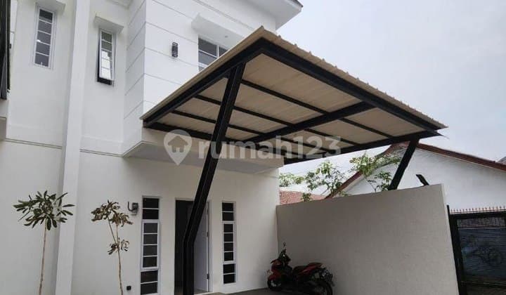 Rumah Dua & Tiga Lantai, Tanpa DP dan Langsung Pindah