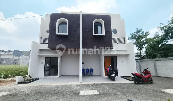 Di Jual Rumah Mewah 2 Lantai Harga Promo Rp 750 Juta