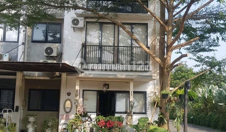 Rumah Dijual 2 Lantai Nempel Bsd
