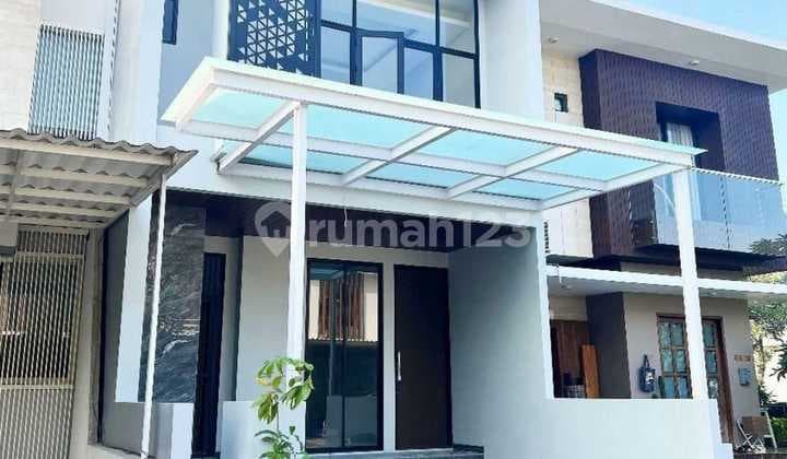 Dian Istana Rumah Baru Gress Moca Vrbana