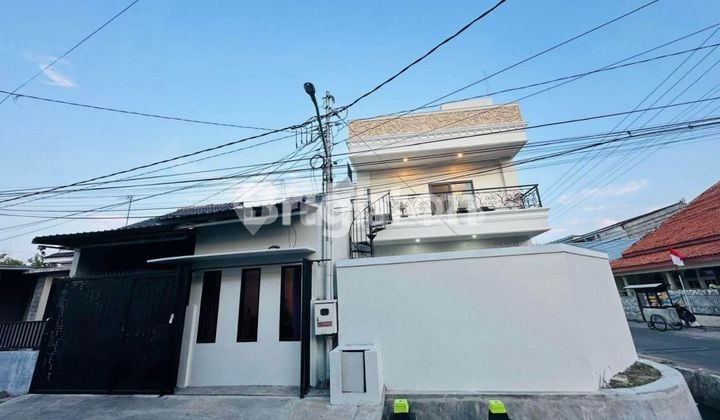 Rumah Clasik istimewa