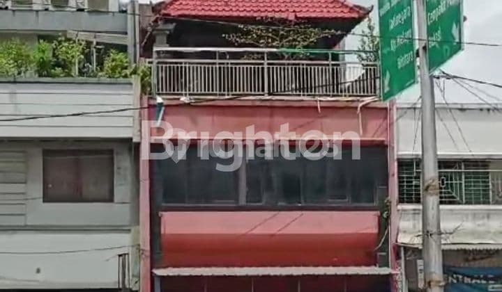 Di Sewakan /Di Jual Ruko 3 Lantai Daerah Duren Sawit Jakarta Timur