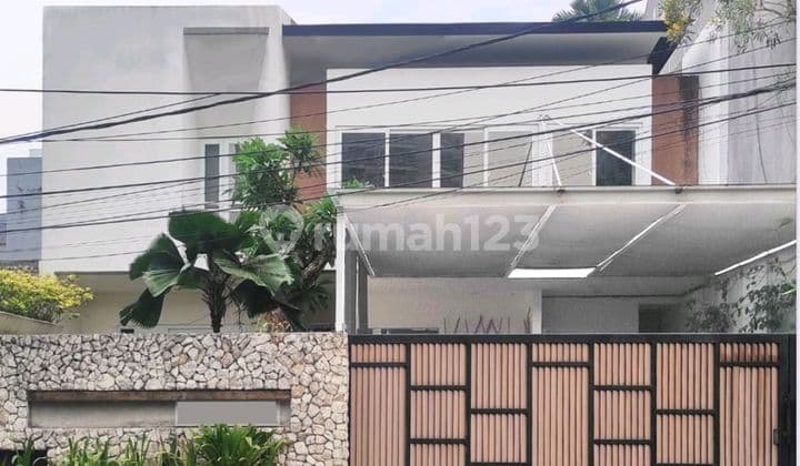 Rumah Siap Huni Dan Sangat Strategis Di Pusat Kota Di Jalan Setiabudi Kuningan Jakarta Selatan Rumah