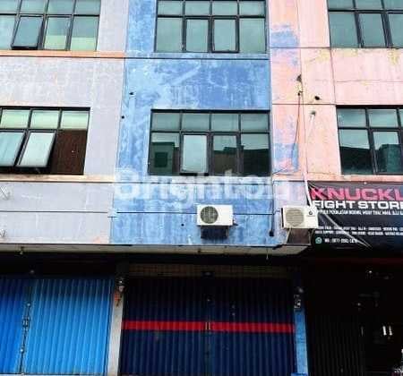 For Sale: Strategic Location Shop House in Ciputat, South Tangerang
Shop House in Ruko Prima, Jl. Otto Iskandardinata, Ciputat, Ciputat, South Tangerang City, Banten, Indonesia, 15411, Ciputat
