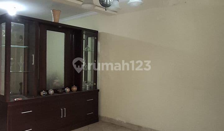 Dijual Rumah di Tomang Jakarta Barat