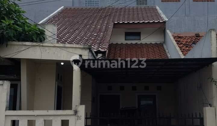 For Sale Strategically Located House in Pejompongan Central Jakarta