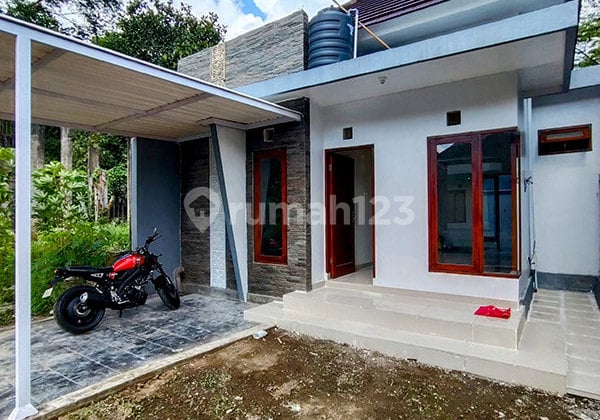 AMS-075.RGL | Dijual rumah siap huni super murah dalam perumahan elit di Tabanan