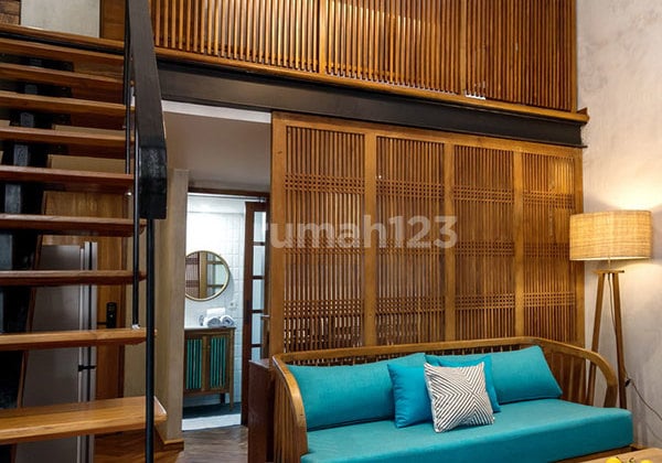 AMR-030.RT | For Monthly Rent Industrial Mezzanine Room Apartment In Jl Dewi Sri Kuta