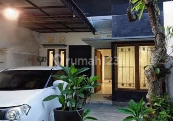 Fast Sale of Strategic House at Kori Padang Permai, Dalung, Badung