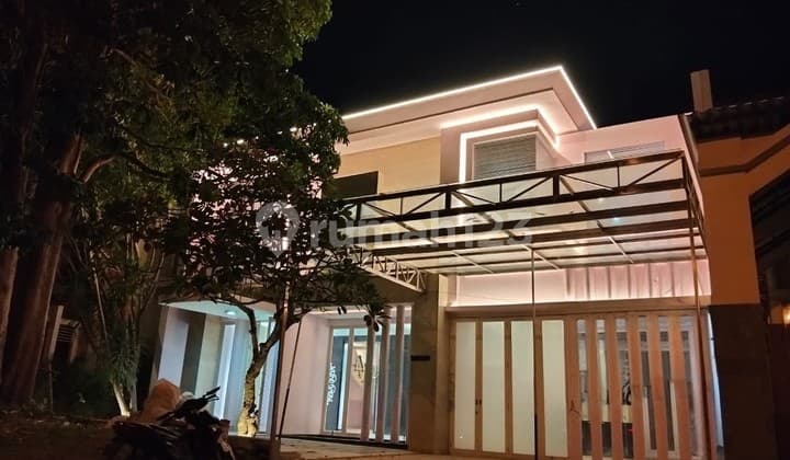 Rumah 2 Lantai Siap Huni Furnished Pakuwon City Surabaya