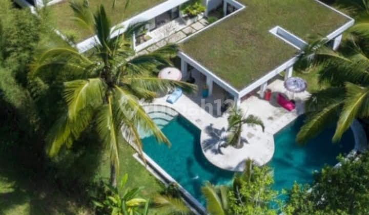 Vila di Ubud 2500.0 m² SHM