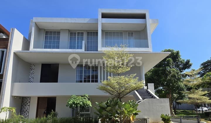 Rumah Bagus di Pakuwon City