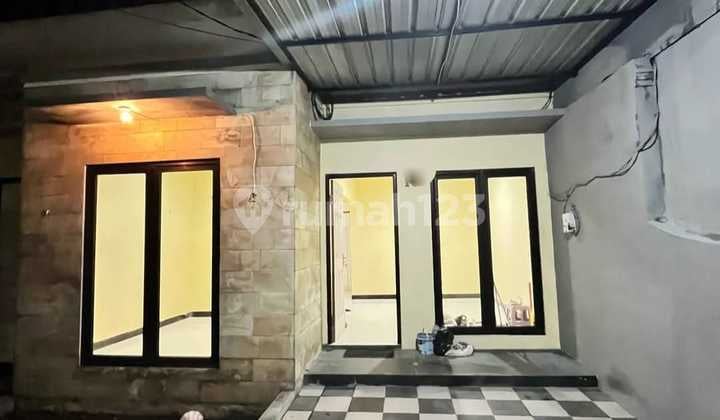 Strategic House Semolowaru - Near Merr Highway