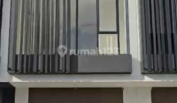 For Sale/Rent Hampton Gading Serpong Shop House Near Anniva, Near Symphonia, Near Hospital, Campus, School, Etc.