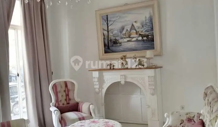 Sell/Rent Beautiful House in Provence Parkland BSD Near German School, Near Al Azhar School, Near British School, Near ITC BSD, Near Columbus Hospital, Etc.